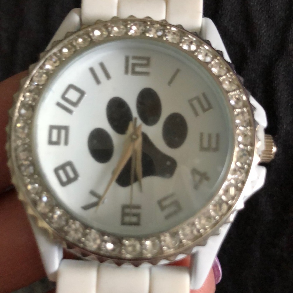 Dog lovers watch!  NWT! Plastic still on face!
